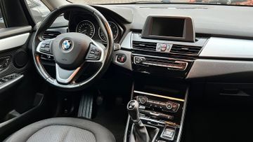 BMW 216 Active Tourer - 11