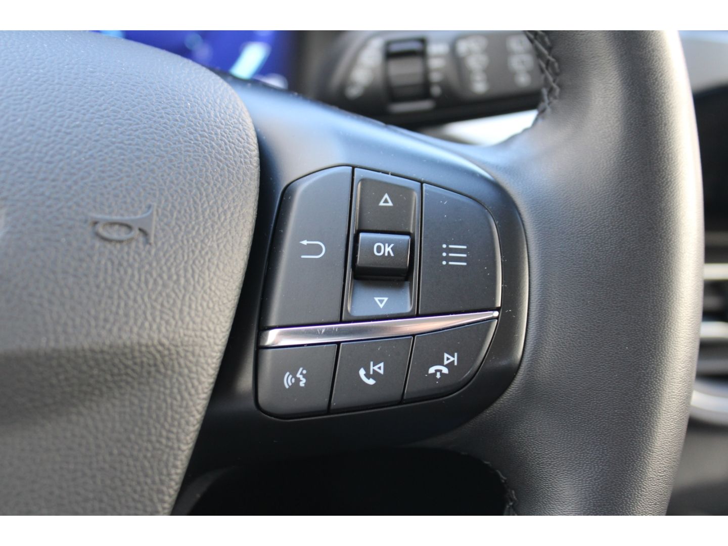 Fahrzeugabbildung Ford Kuga Titanium 2.0 EcoBlue 4x4 LED HeadUp Navi RF