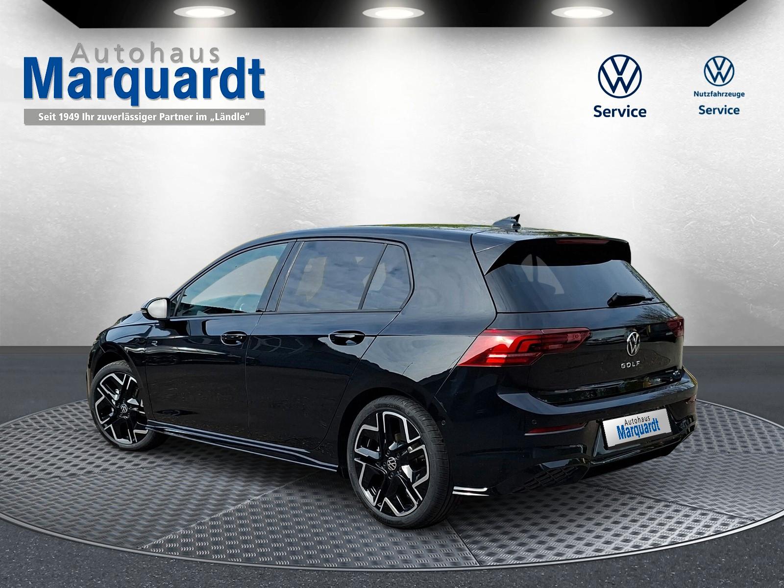 Volkswagen Golf VIII 1.5eTSI Neu  R-Line Pano18"360 ACC AHK