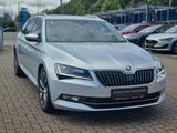 Skoda Superb Combi L&K 4x4/Navi/Kamera/AHK/Garantie+ - Skoda Superb mit Diesel-Antrieb: Allradantrieb, Kombi