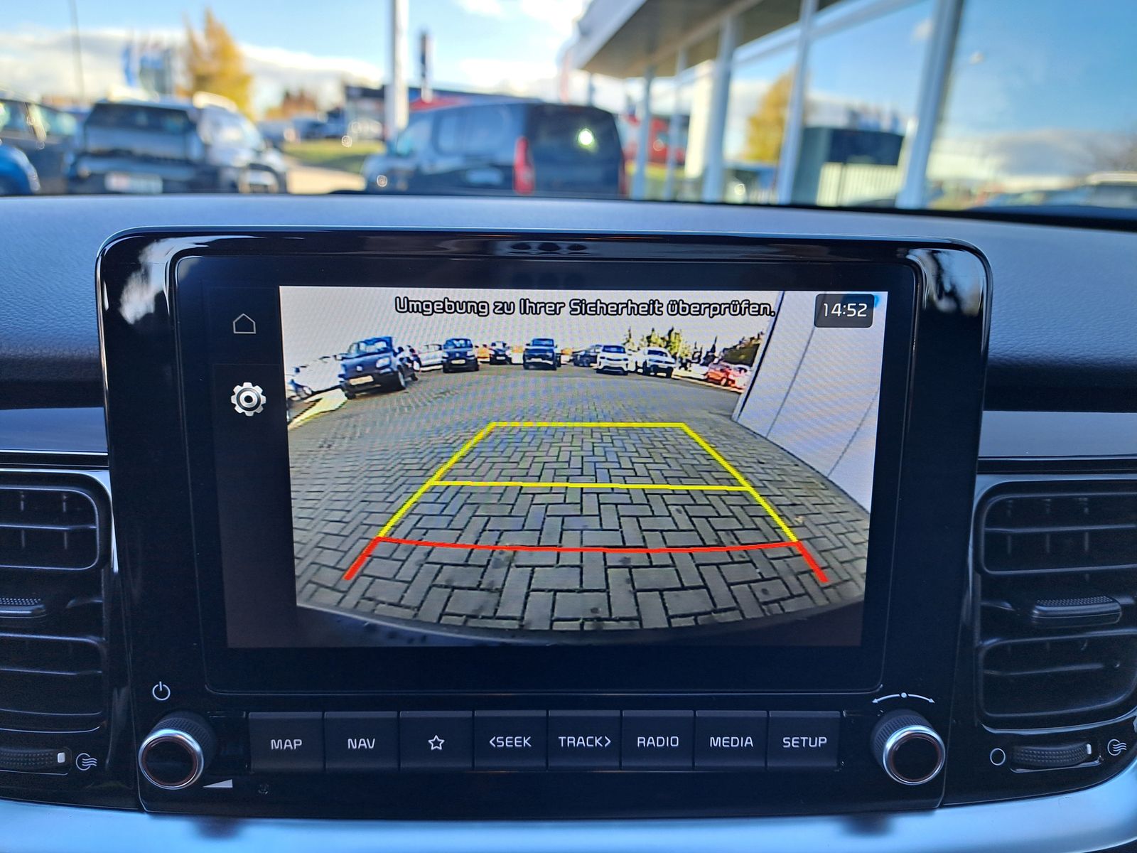 Fahrzeugabbildung Kia Stonic 1.0 T-GDI AUTOMATIK LED NAVI WINTERPAKET