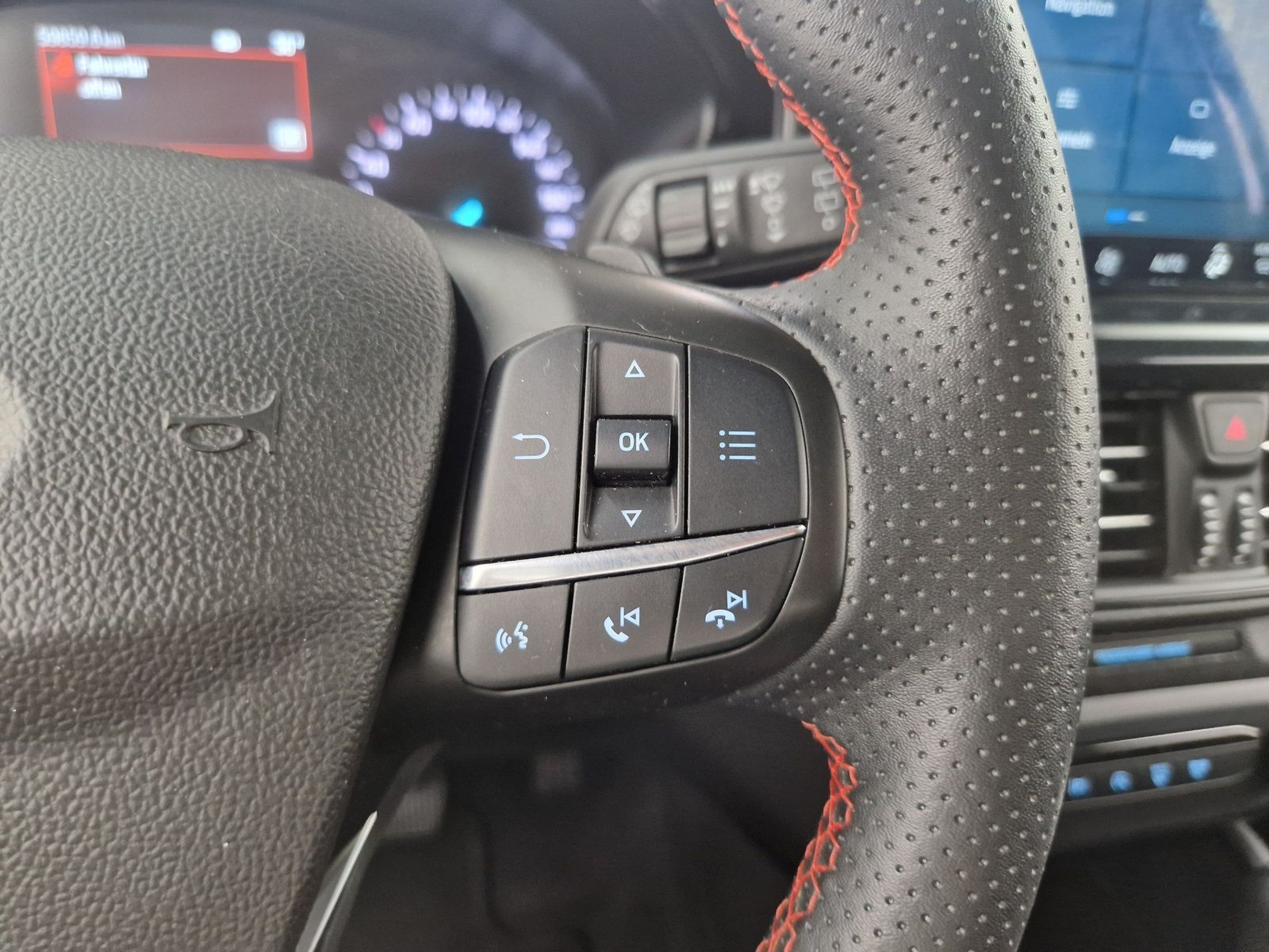 FORD Focus 1.0 EcoBoost MHEV ST-Line ST-Line – Bild 20