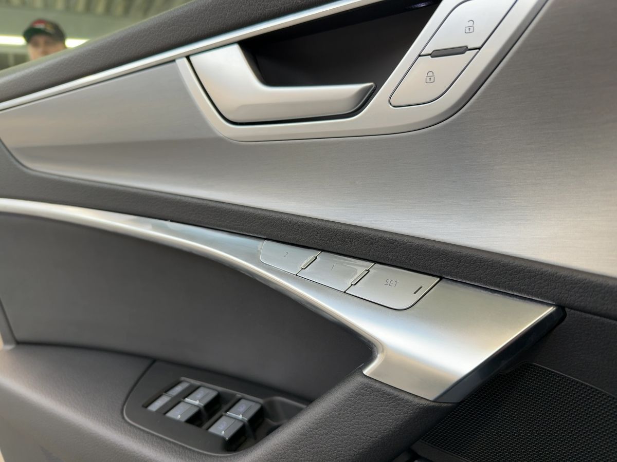 Audi S6 - Bild 17
