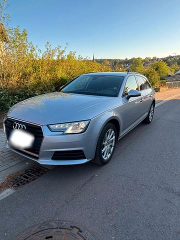 AUDI Audi A4 Quattro - 2016