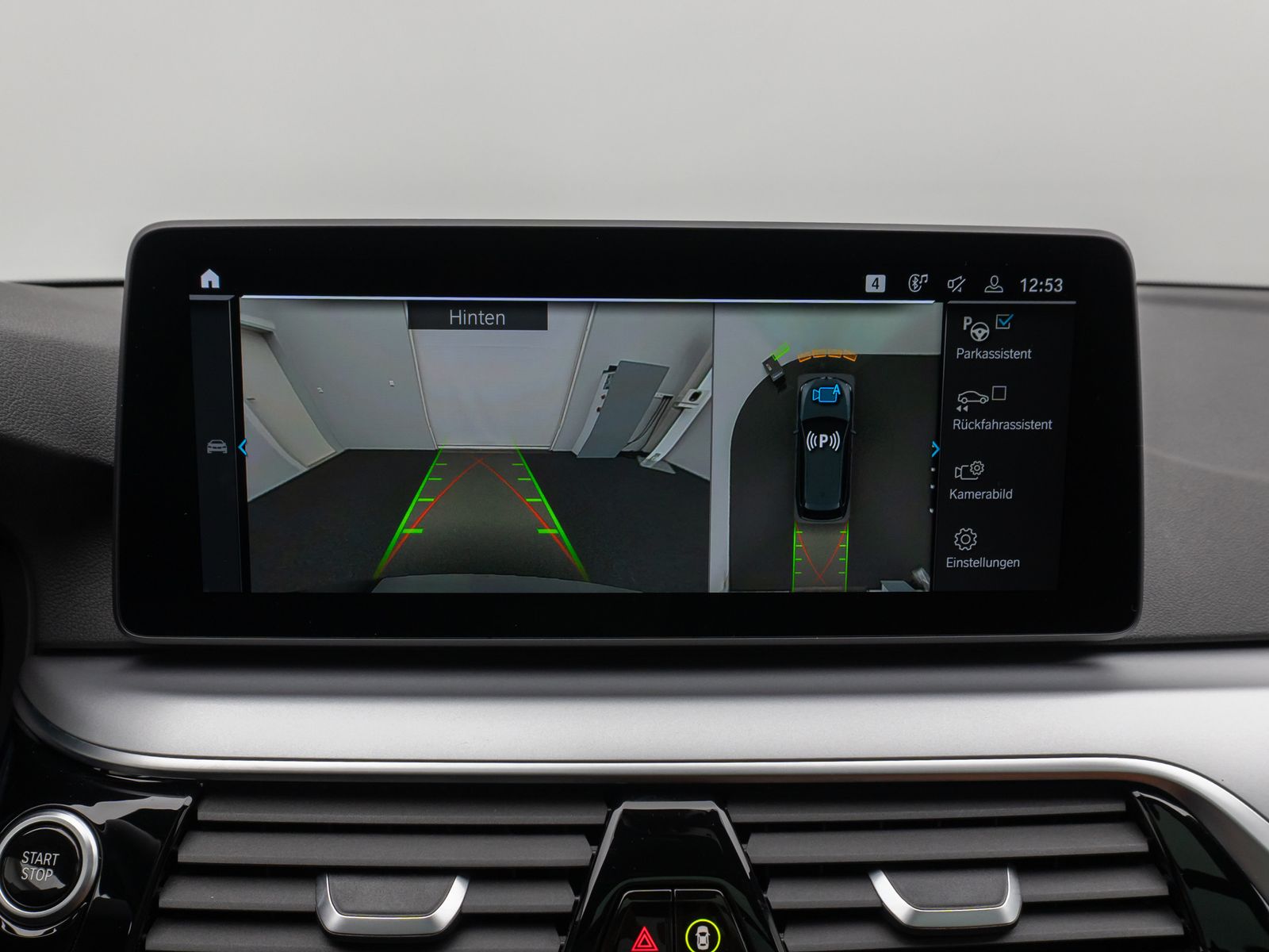 Fahrzeugabbildung BMW 530e  xD Panorama 360°Lenkrhz DAB HiFi AHK Sport