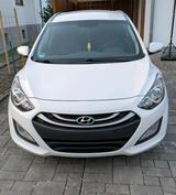 Hyundai i30 1.6 mit Gasanlage - : mit Gasanlage