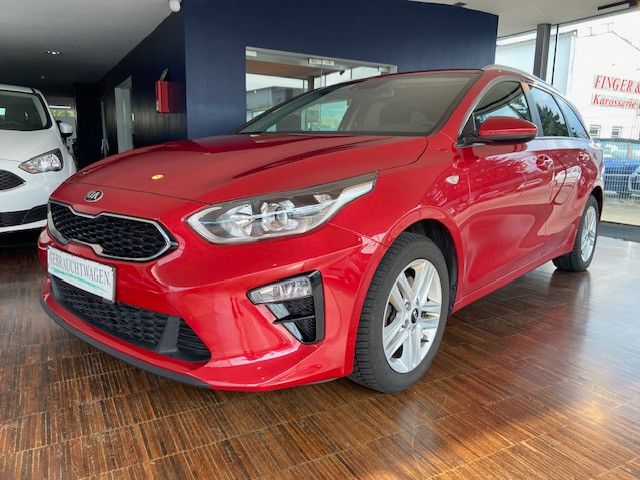 Fahrzeugabbildung Kia Ceed 1.6 CRDi Eco 48V Hyb. 100kW Spirit SW, NAVI