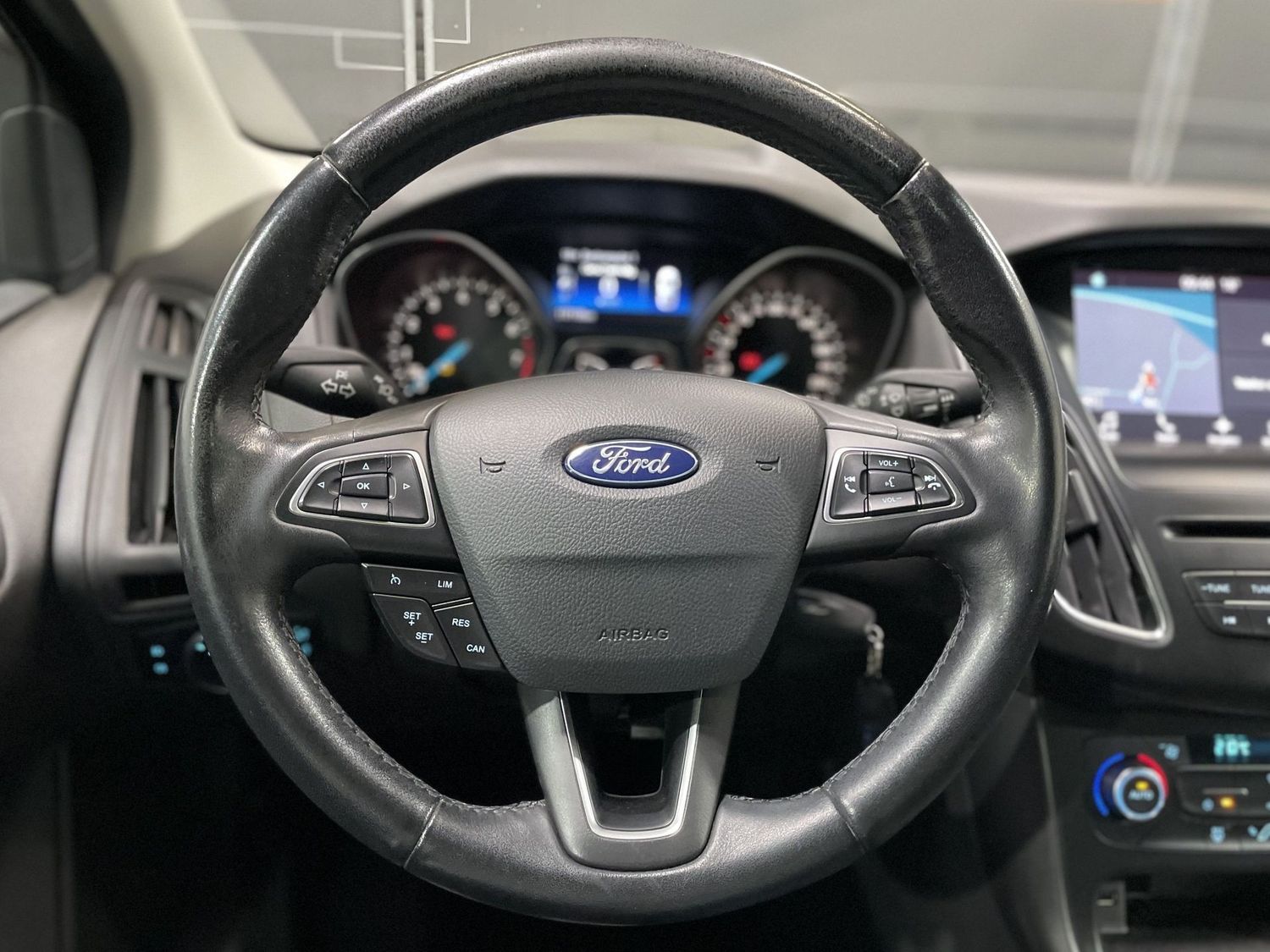 Fahrzeugabbildung Ford Focus #Tempomat#Bi-Xenon#Navi