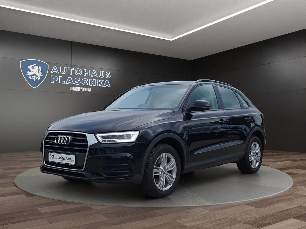AUDI Q3 2.0 TSI S-tronic quattro AHK+PANORAMA+LED+GJR