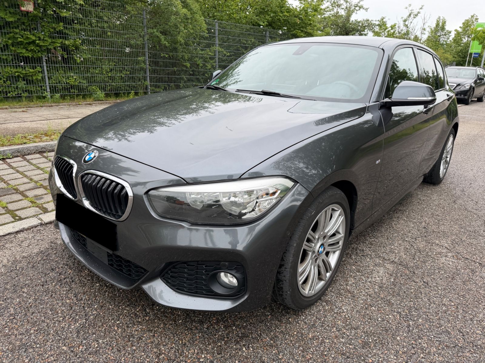 BMW 120