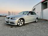 BMW 325i - BMW Rentnerfahrzeug lückenlose Historie - BMW 325 aus 2006: 325i