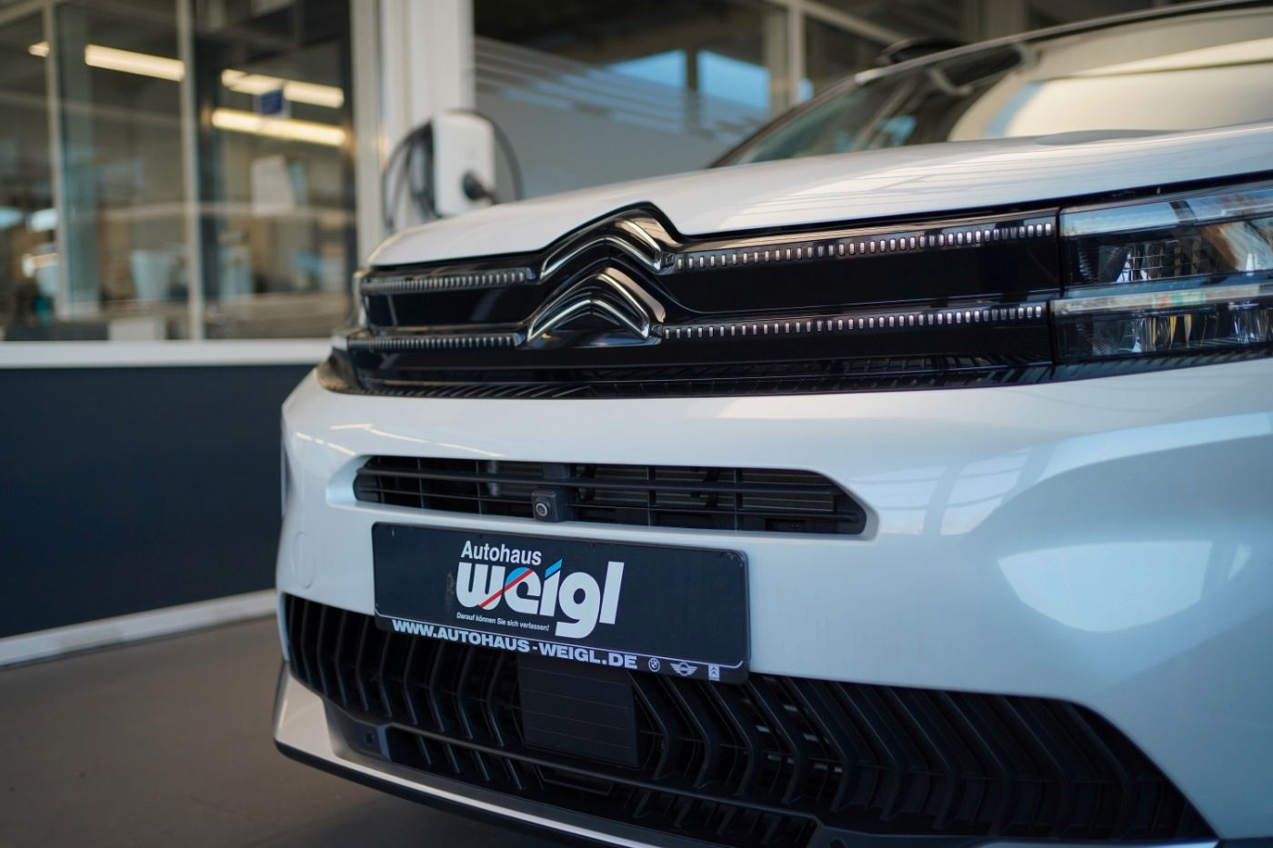 Fahrzeugabbildung Citroën C5 Aircross Plug In Hybrid 225 e-EAT8 Shine Pack