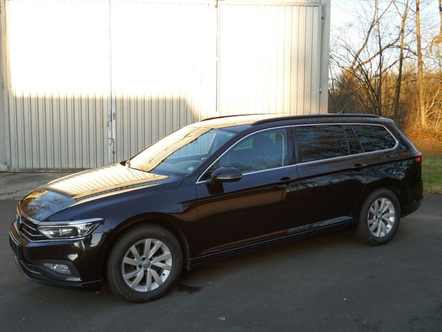 Volkswagen Passat 2.0 TDI 147 KW DSG ACC/Navi/Matrix/Kamera