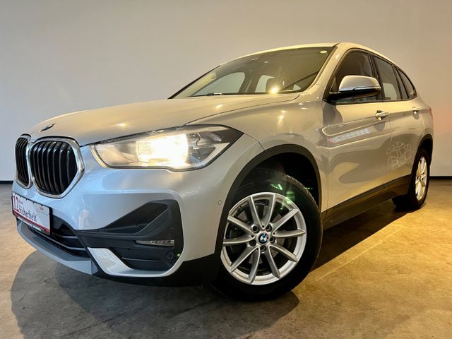 BMW X1 sDrive 18 d,AHK,BMW SCHECKHEFT,NAVI PROFF