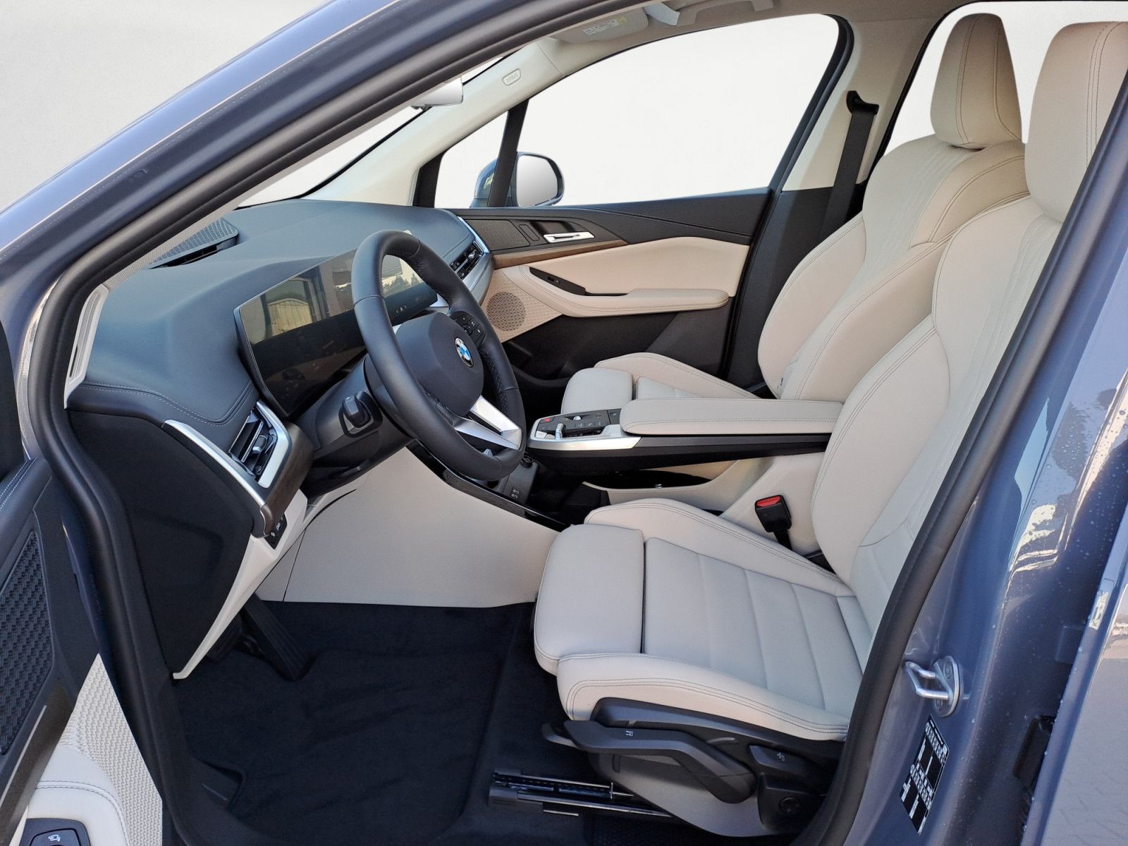 BMW 218 Active Tourer - Bild 8