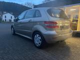 Mercedes-Benz B 170 Autom aus erster Rentnerhand* Geb 1934*PDC - Mercedes-Benz B 170 Gebrauchtwagen