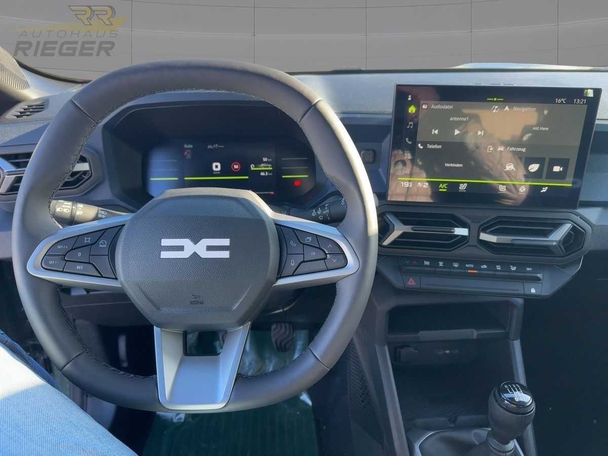 Fahrzeugabbildung Dacia Duster III TCe 130 Journey 4x4