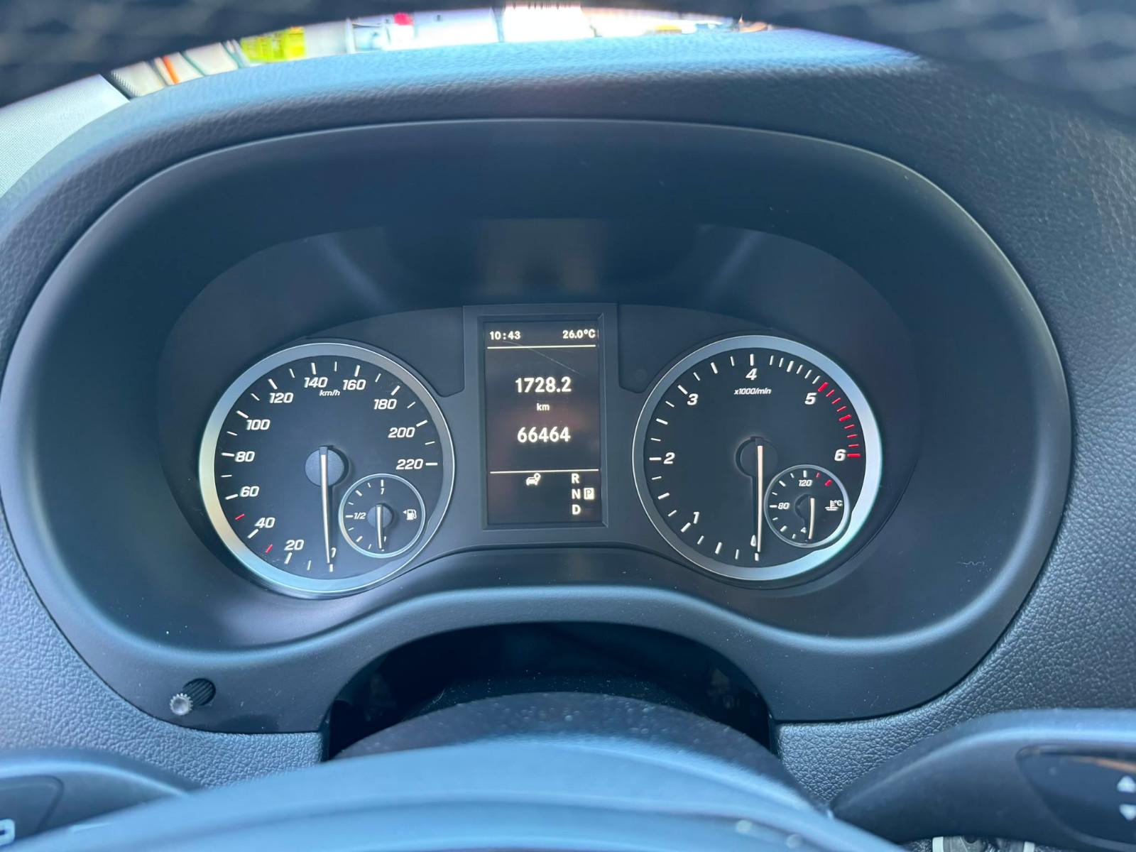 Mercedes-Benz Vito Tourer 116 CDI  lang Edition ACC AHK NAV