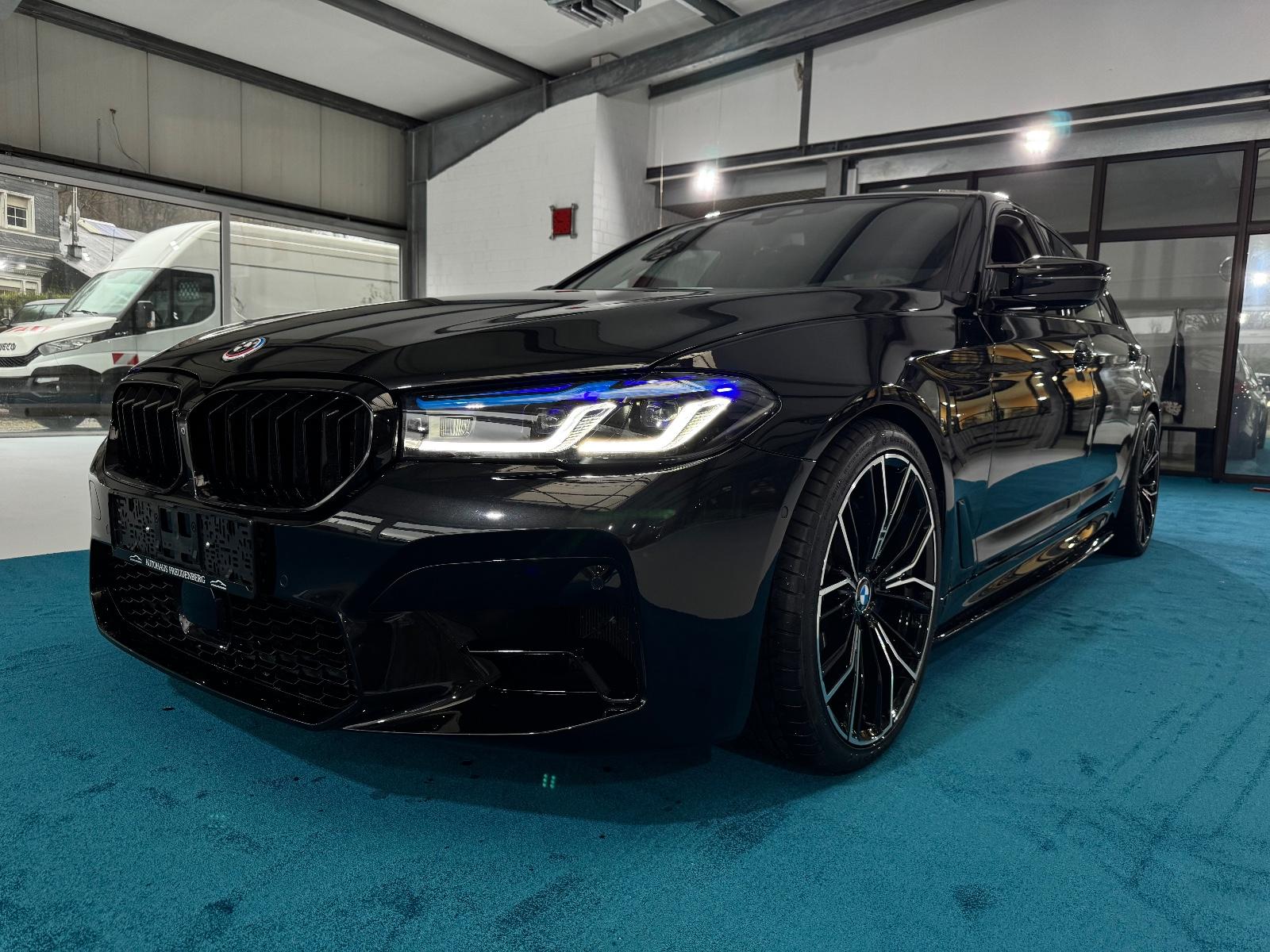 BMW M550 Baureihe 5 Lim. M550 i xDrive*Carplay*360Ka