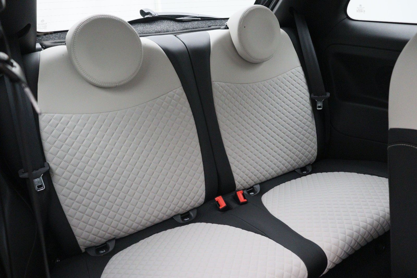 Fahrzeugabbildung Fiat 500 1.0 Star PANO TEMPO NAVI
