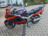 Kawasaki ZZR 1100 - KAWASAKI ZZR 1100
