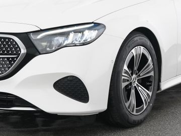 Mercedes E 200 - 3