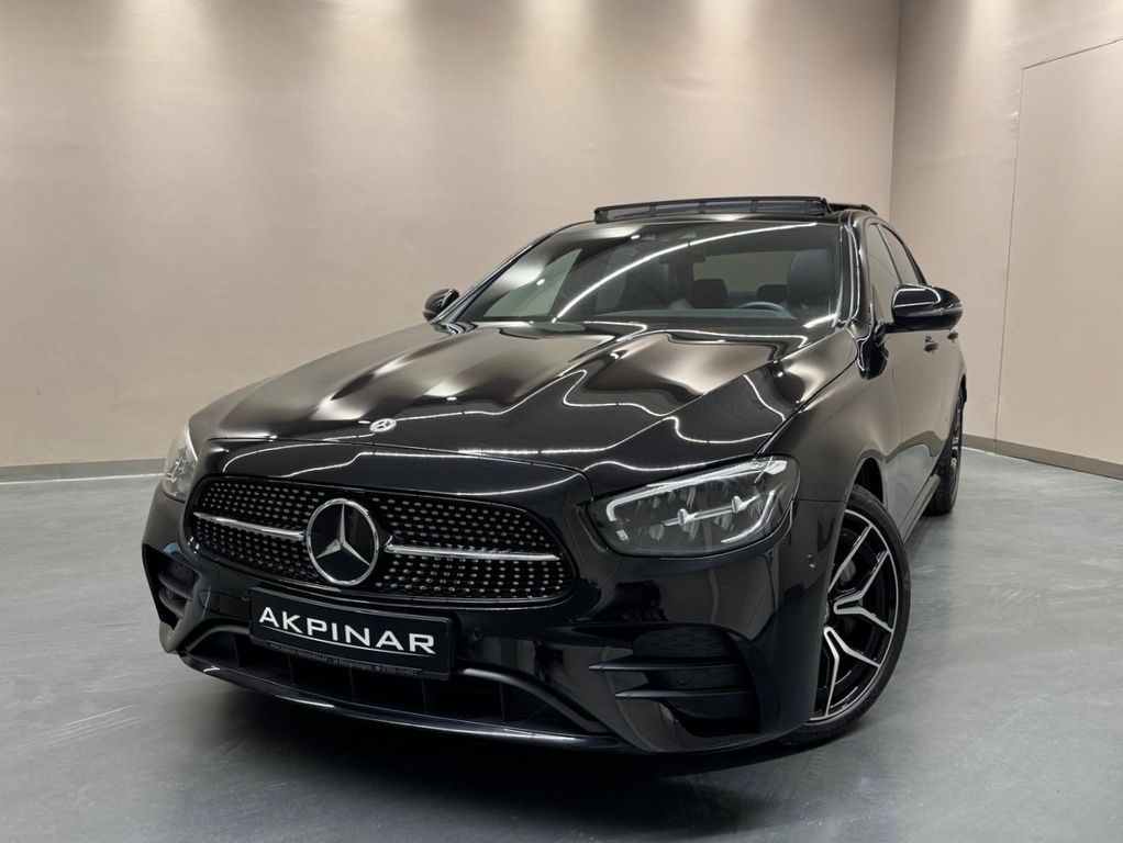 Image of Mercedes-Benz E 300