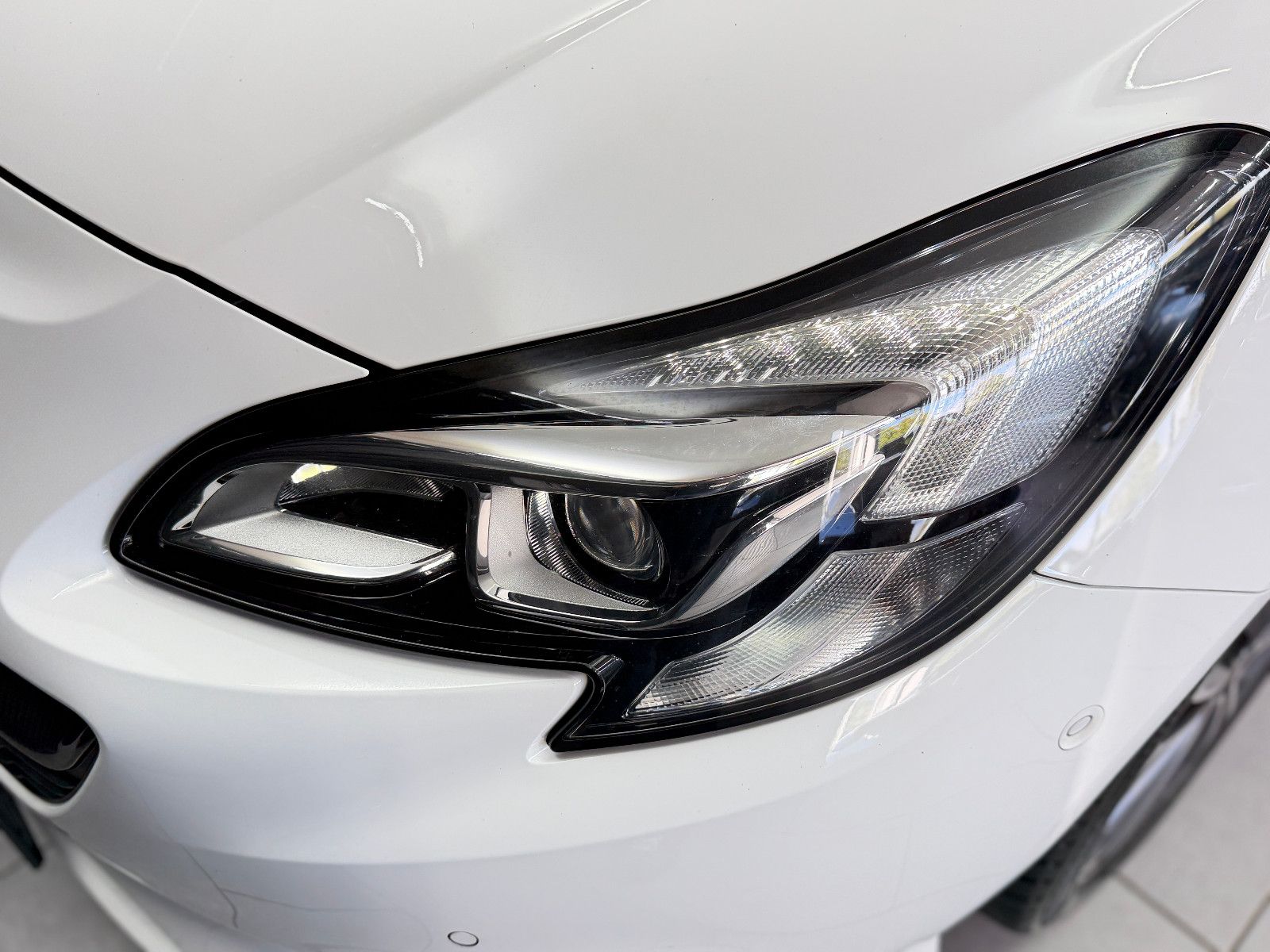 Fahrzeugabbildung Opel Corsa E Color Edition ecoFlex |KLIMA|NAVI|PDC