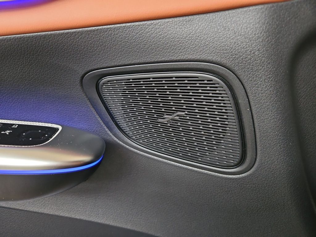 Fahrzeugabbildung Mercedes-Benz GLC 300 4M AMG AHK Distronic+ SDHZ Airmatic 360°