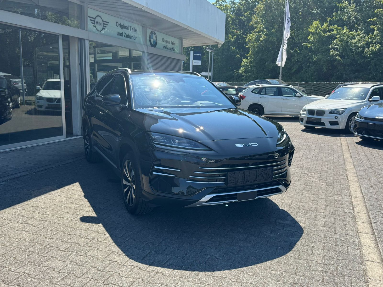 Fahrzeugabbildung BYD SEAL U DM-i PHEV PANO+HEAD+NAVI+LED+SHZ+360°+19"