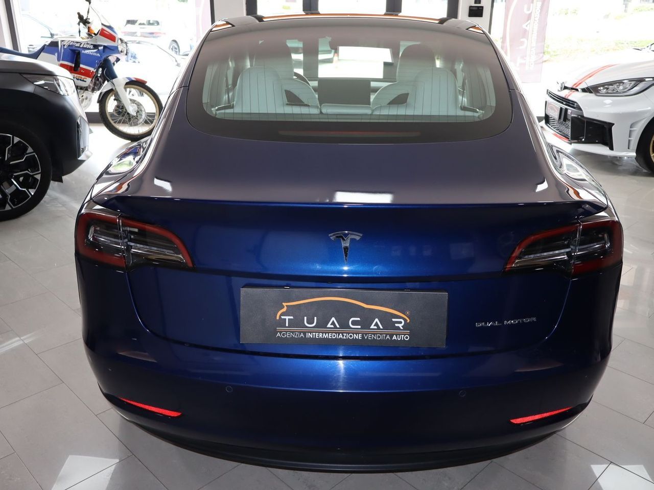 Tesla Model 3 -- Long Range Dual Motor 75 k #117 imagem 3