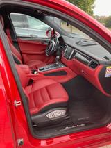 Porsche Macan Turbo Turbo