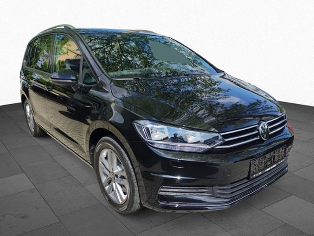Fahrzeugabbildung Volkswagen Touran 1,5 TSI DSG 7-SITZER KAMERA KEYLESS NAVI
