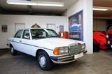Mercedes-Benz W123  300 D  Klima Leder orig. 19.893km 2. Hand - Mercedes-Benz 300: 300d W123