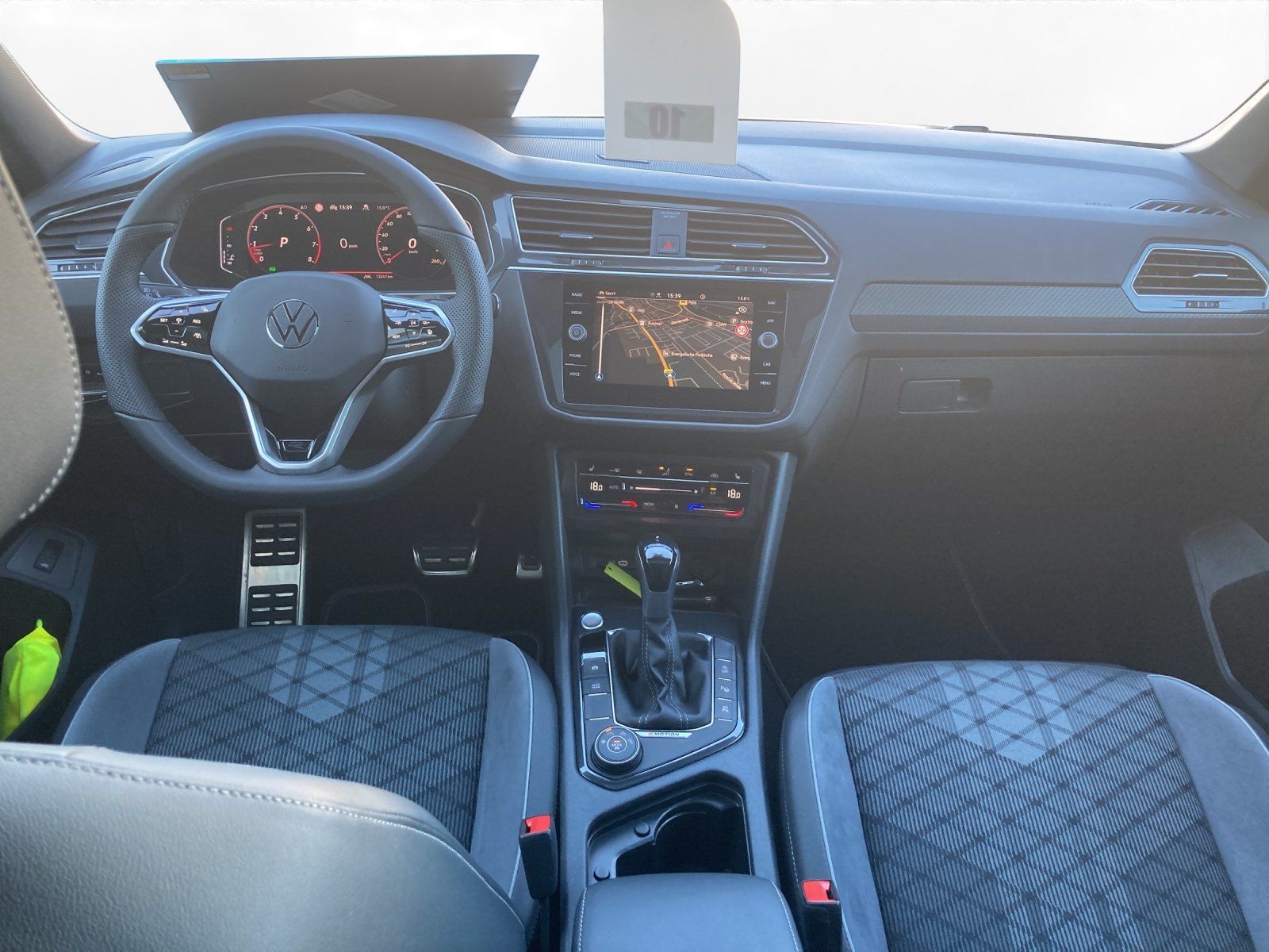 Volkswagen Tiguan Allspace 2.0 TSI DSG 4MOTION R-Line | AHK foto 12