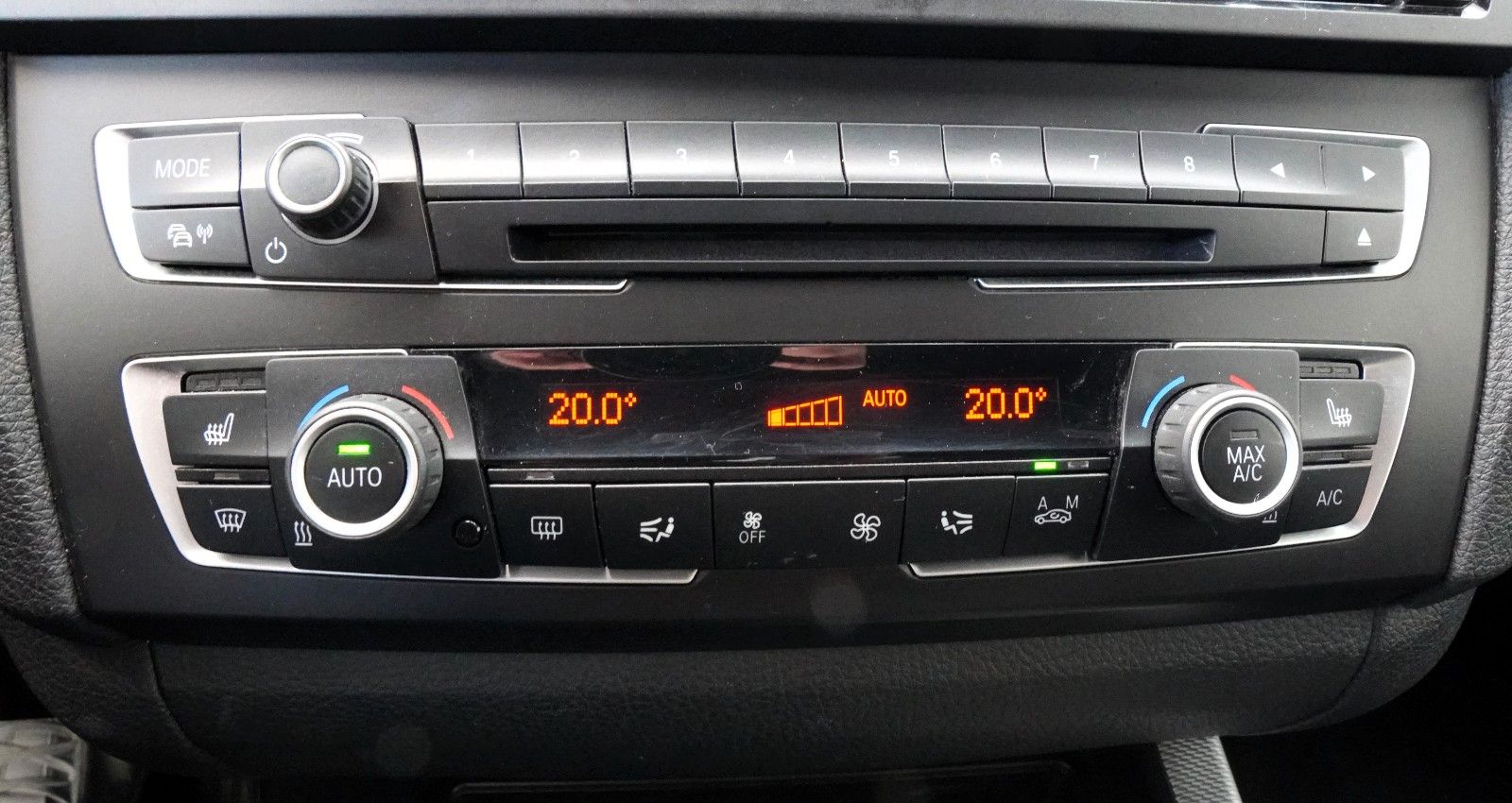 Fahrzeugabbildung BMW 120d M-Paket *Harman/Kardon*Shz*Bi-Xenon*