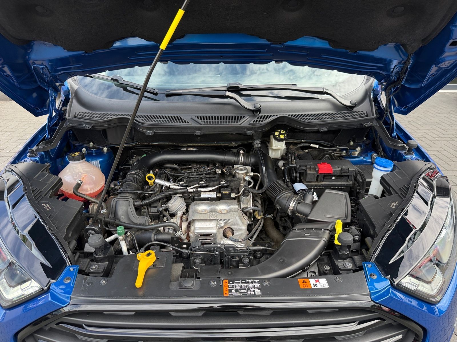 Fahrzeugabbildung Ford EcoSport 1.0 EcoBoost ST-Line RFK 1.HAND TEMPO