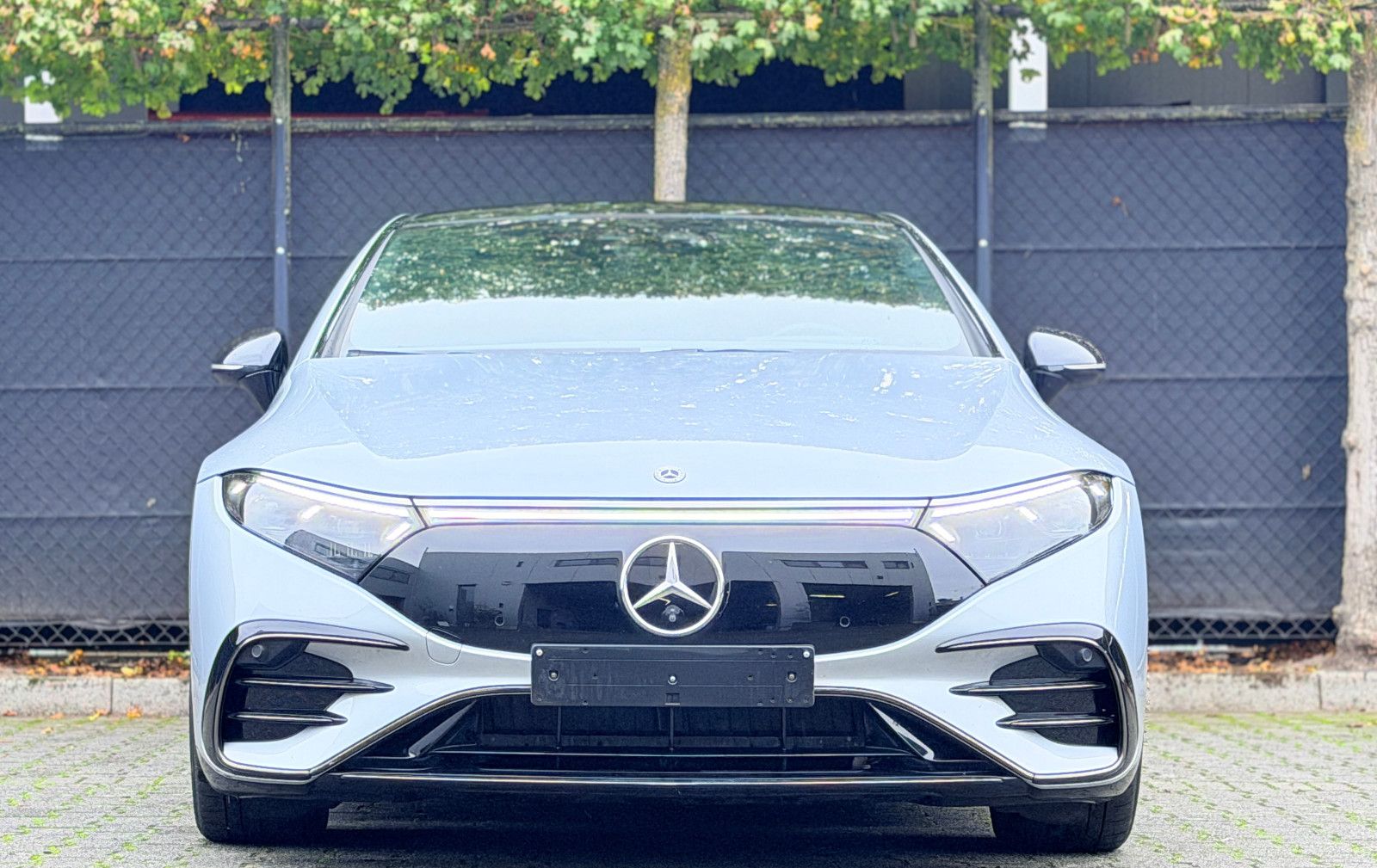 Mercedes-Benz EQS 350 AMG Line imagem 2