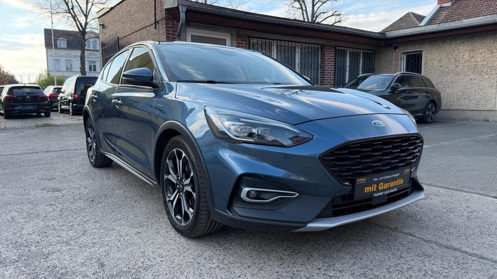 Ford Focus Lim. Active*Automat*Pano*1.Hand*Scheckheft
