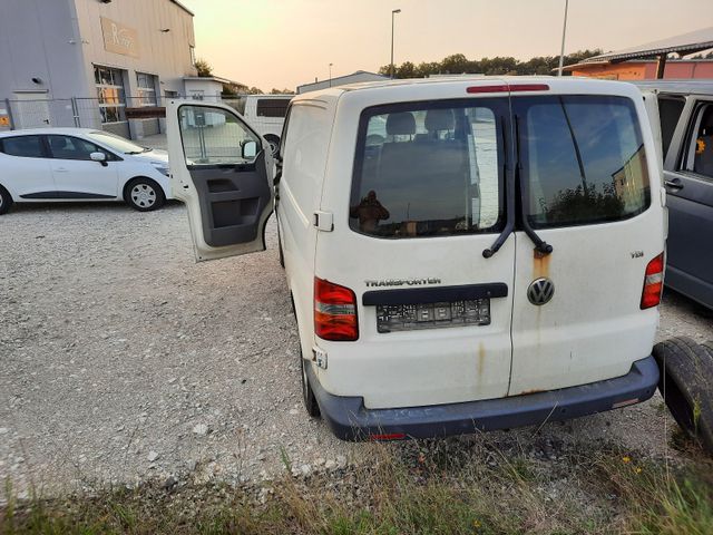 Volkswagen VW T5 Transporter, Bus, 2,5 Liter TDI