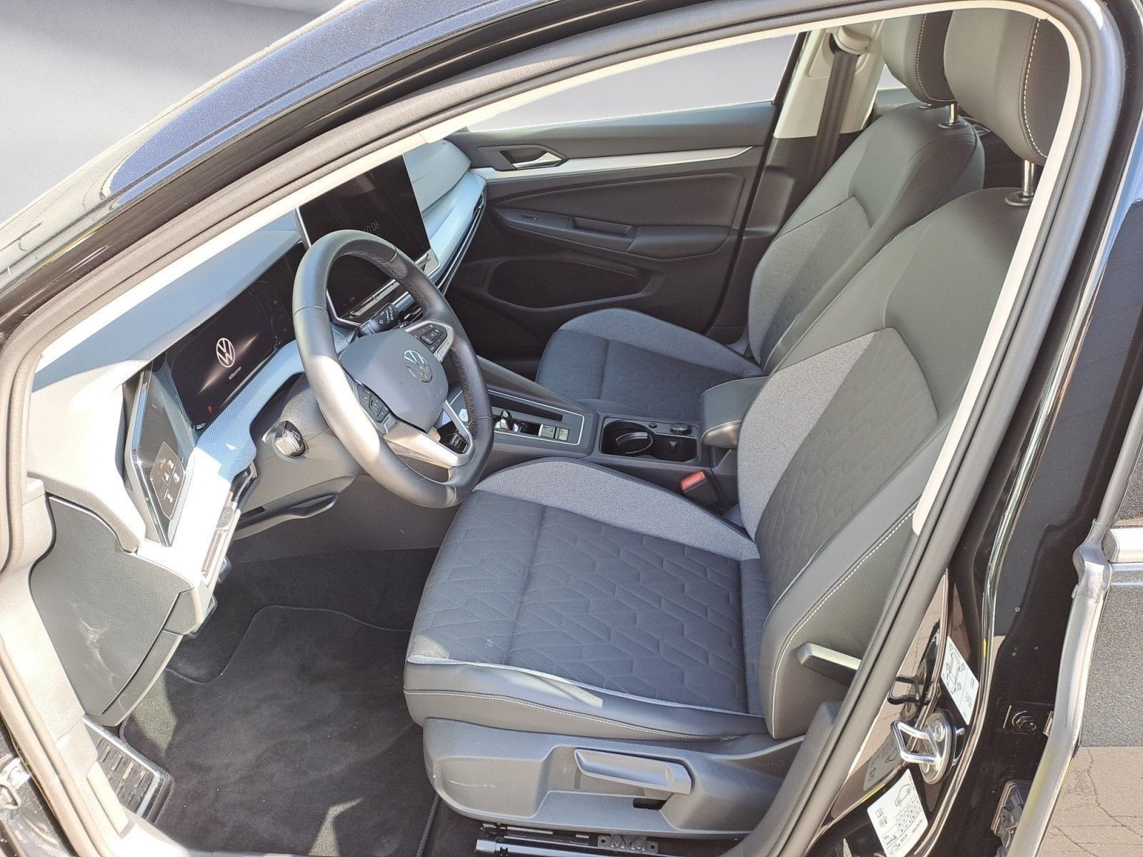 Volkswagen Golf - Bild 8