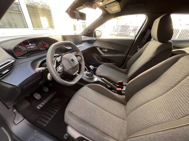Peugeot 2008 Benzin 100 Style (U)