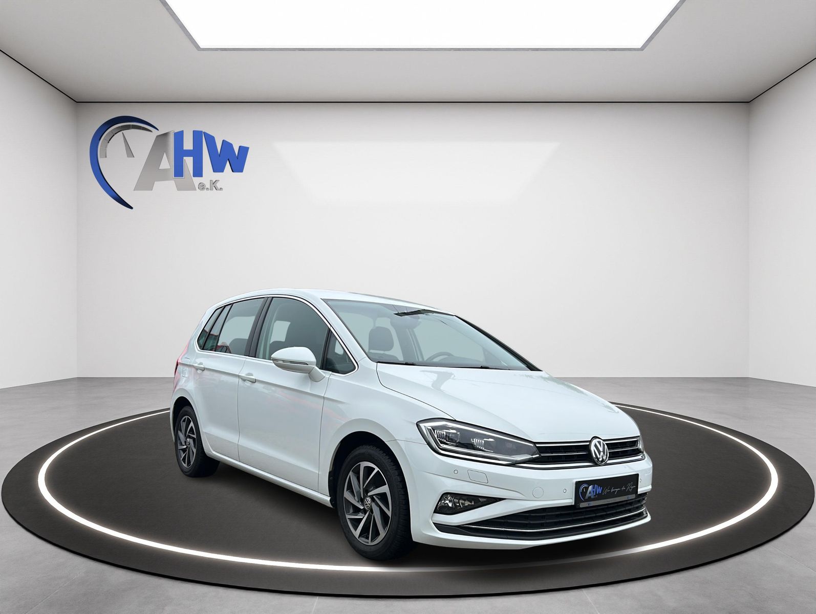 Fahrzeugabbildung Volkswagen Golf Sportsvan 1,5 TSI Highline