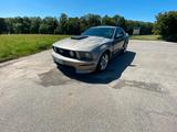 Ford Mustang GT - California Special - 4,6l V8 - Ford Mustang: Special
