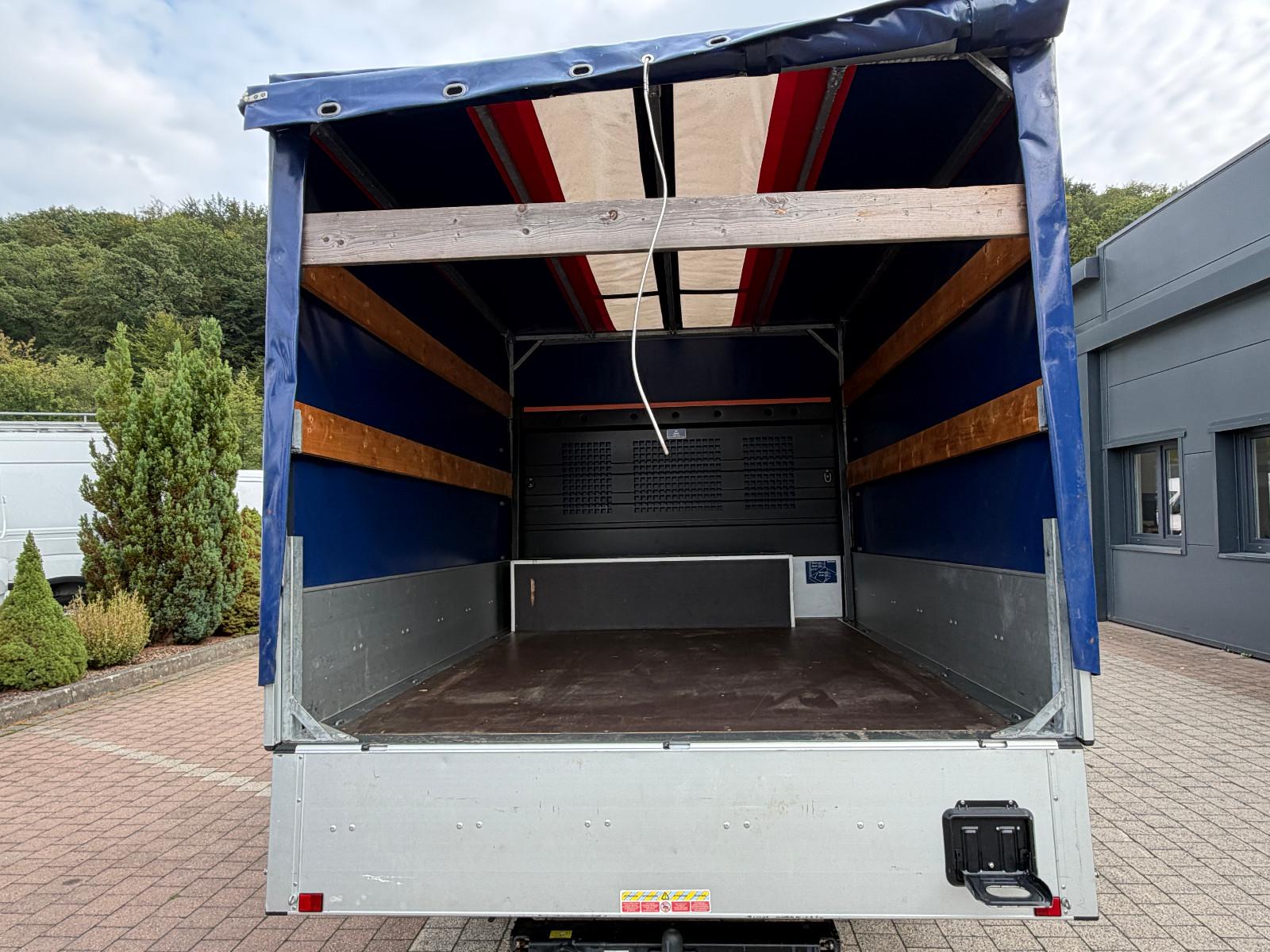 Iveco Daily 35S14 DOKA Pritsche Plane *AHK3,5t*