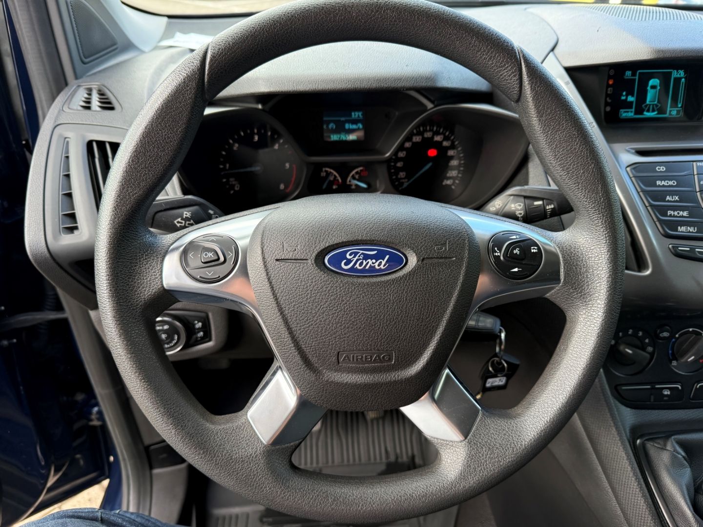 Fahrzeugabbildung Ford Transit Connect Kasten Trend AHK  Regalsystem PD