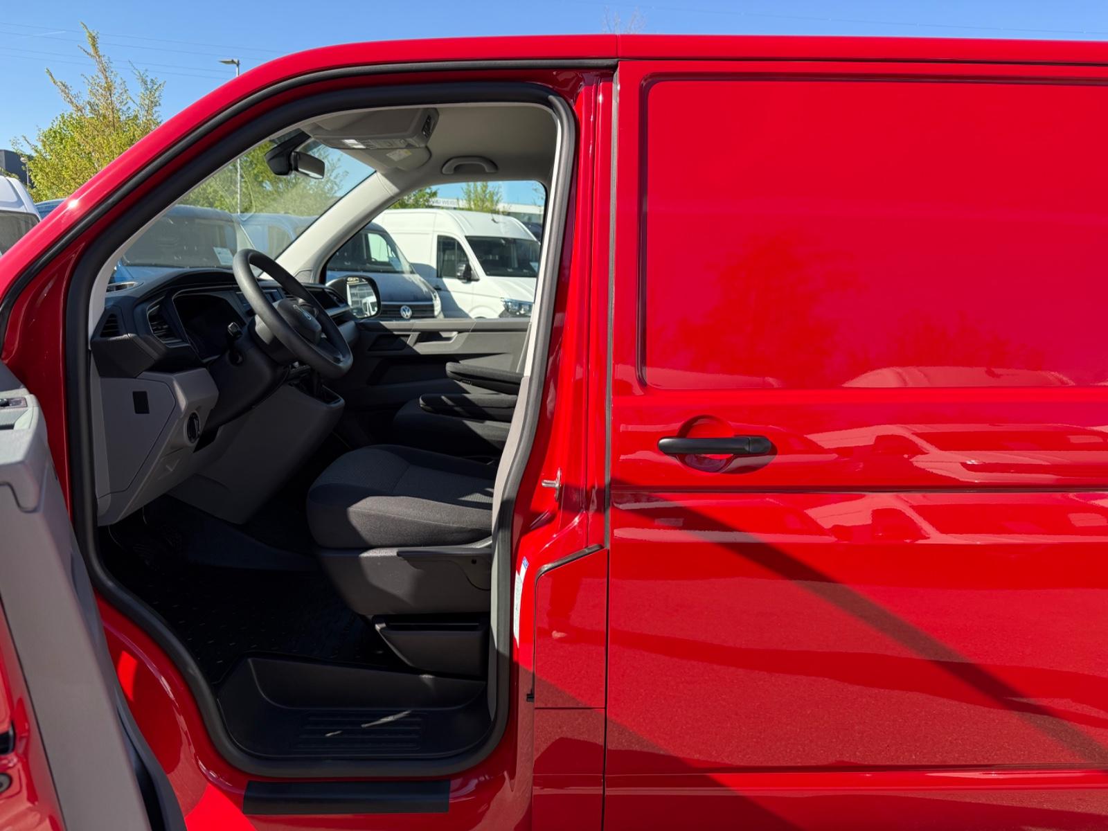 Volkswagen T6.1 Transporter 2.0 TDI LED KAMERA TEMPOMAT STH