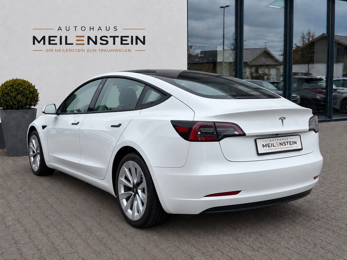 Tesla Model 3 Performance DM AWD UNFALLFREI ACC PANO foto 2