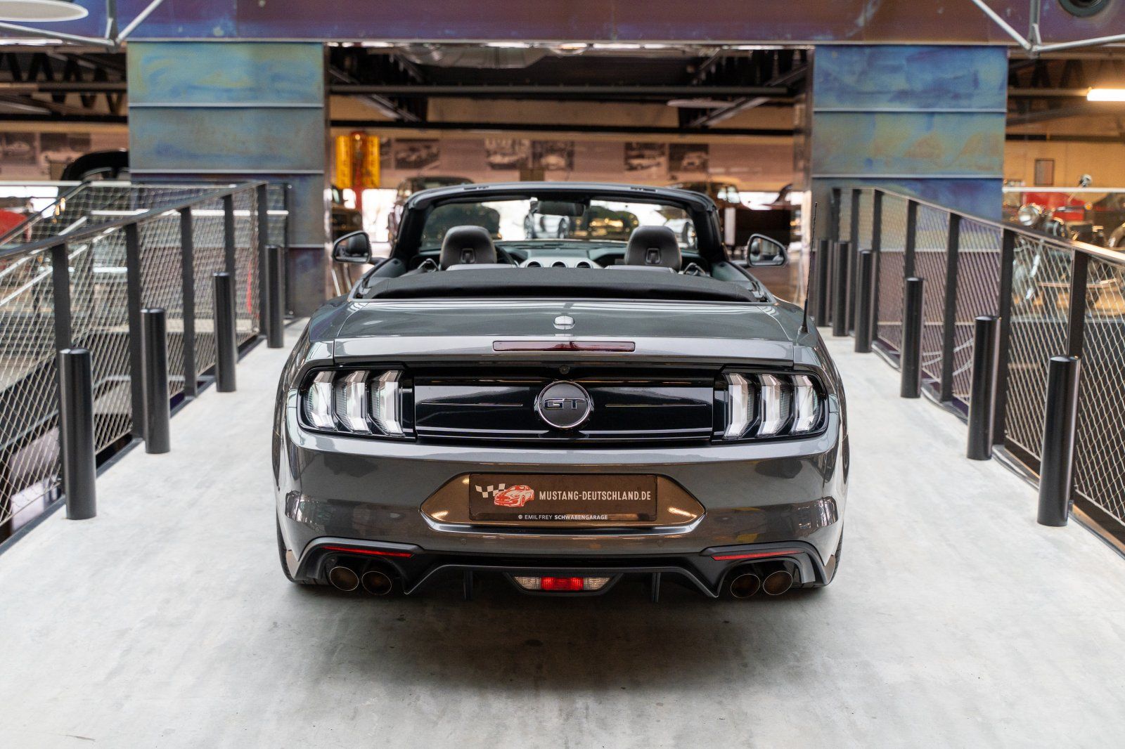 FORD Mustang (Mustang GT 5.0 Convertible COC/Navi/B&O/Sitzhzg)