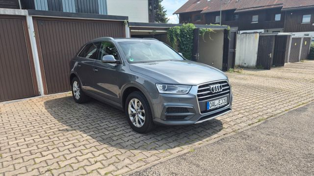 AUDI Audi Q3 2.0 TDI quattro Schalter Navi | AHK